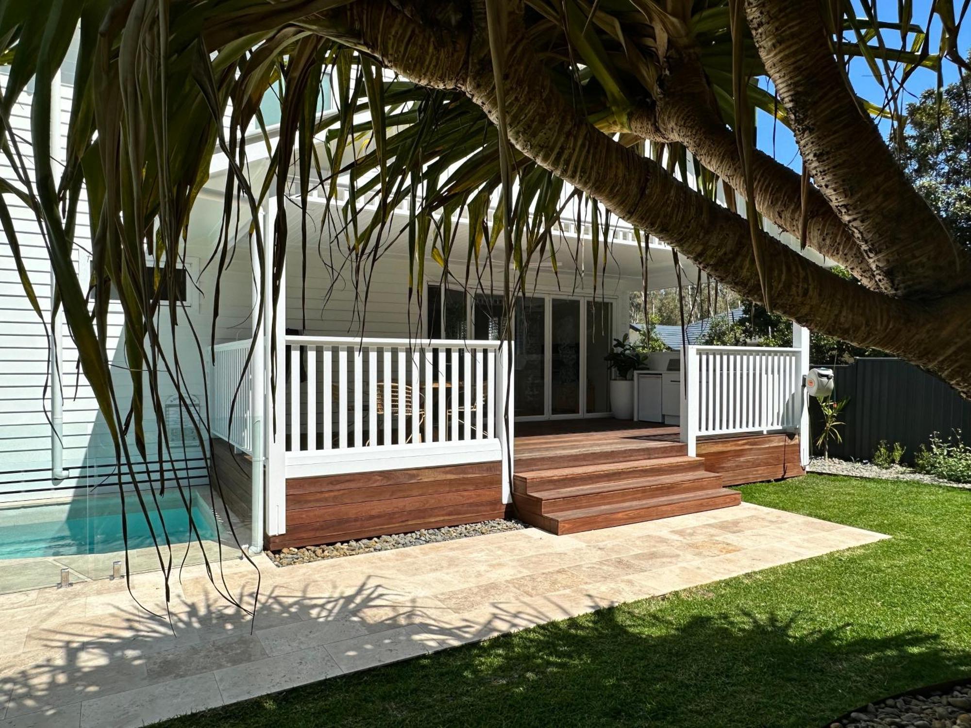 Unwind Guesthouse Byron Bay Eksteriør billede